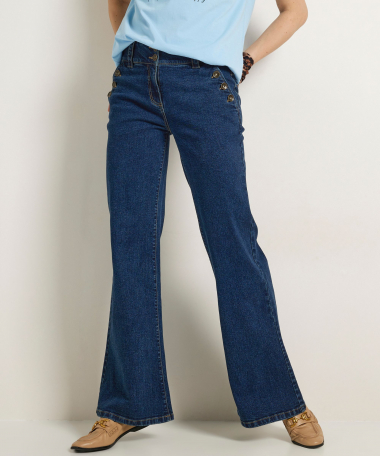 wide flared fit stretch jeans knopen