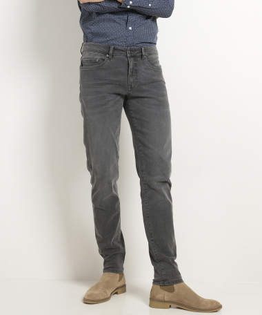 slim fit stretch jeans